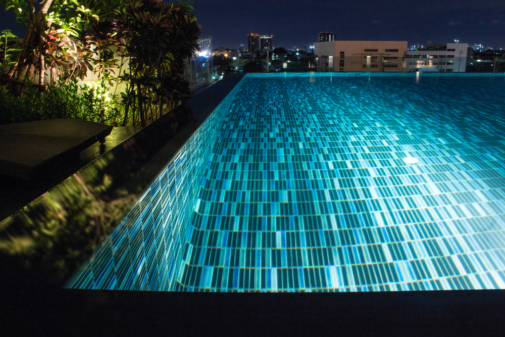 installation éclairage piscine